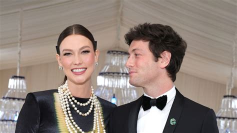 Supermodel Karlie Kloss welcomes her second child.